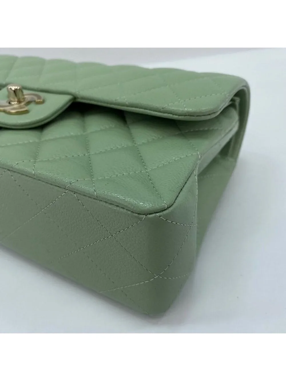 Chanel Shoulder Bag Quilted 23